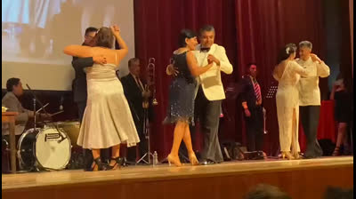 Jaqueline Santos y Luis Martín. Danzonera Casquera en el Museo de Antropología