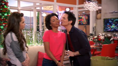 Lab Rats_S03E20_Feliz Navidad fallida