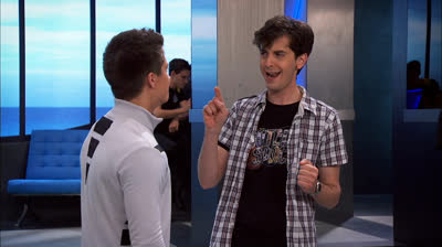 Lab Rats_S04E12_El ascensor espacial