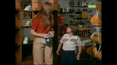 Huit ça suffit (1977) French S4E1 Merle;