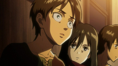 Shingeki No Kyojin E2 - Ese día. La caída de Shiganshina - Segunda Parte