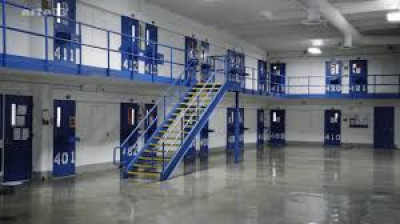 8m2 de solitude Une prison de haute sécurité aux USA