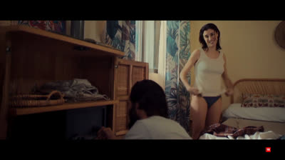 Elena Martín as Elsa Díaz in El Centro S01E01 (2025)