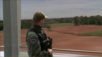 SG1_S5E10_Les faux amis