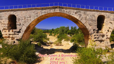 Pont Romain. Bonnieux.