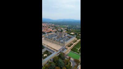 El Monasterio de El Escorial fue concebido por Felipe II como símbolo del poder de la monarquía hispánica.