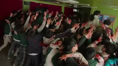 All of us are dead 07