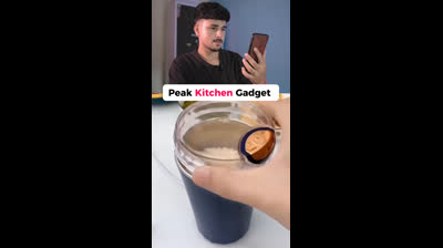 Mini spice grinder