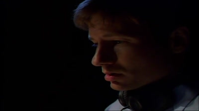 X-Files.2x01.Uomini.verdi.